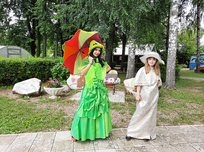 В Кинешемском детском доме создавали коллекции одежды фото 2