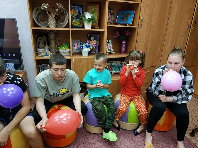 В Кинешемском социально-реабилитационном центре писали портрет агрессивного человека фото 4