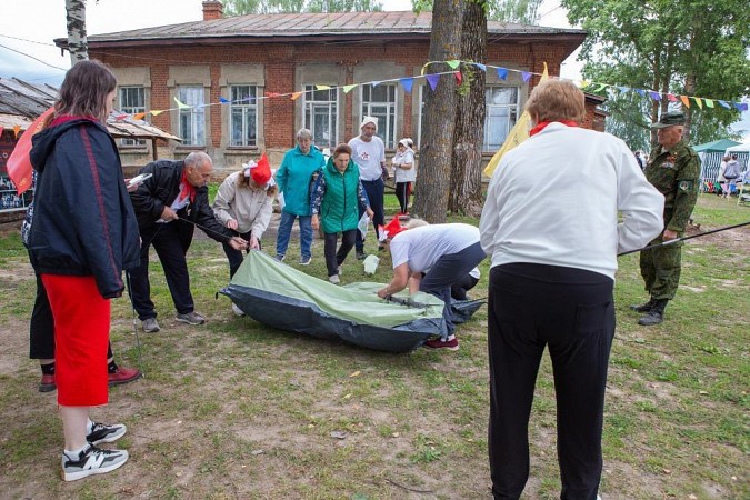 В Вахутках состоялся III турслёт для граждан старшего поколения «Берега открытий – 2023» фото 8
