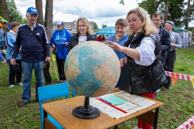 В Вахутках состоялся III турслёт для граждан старшего поколения «Берега открытий – 2023» фото 3