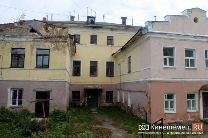 В Кинешме Следственный комитет занялся разрушающимся Домом дворянства на Волжском бульваре фото 4