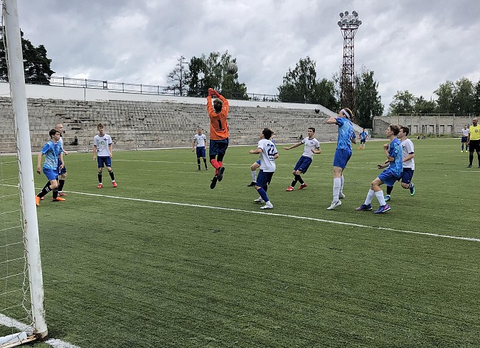 Кинешемский «Волжанин» разгромил «Родник» в рамках первенства Ивановской области по футболу фото 2