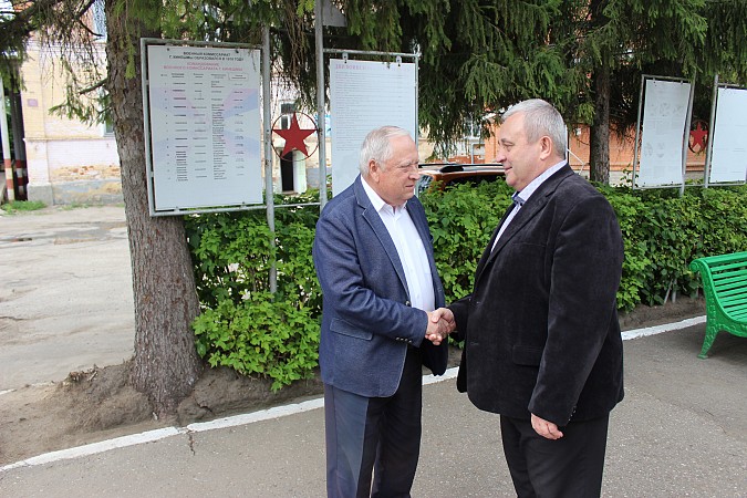 Глава Кинешмы посетил пункт отбора на военную службу по контракту фото 3