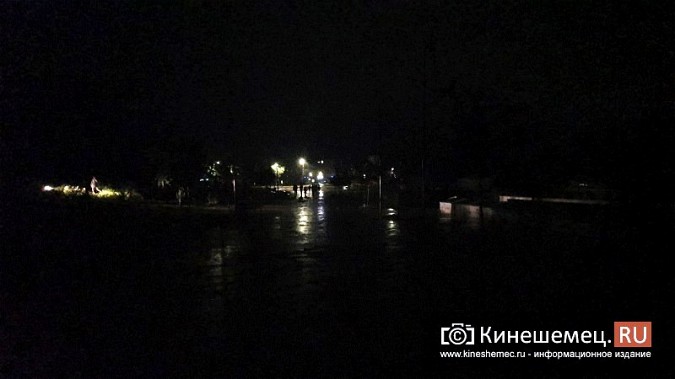 Вход в благоустроенный центральный парк Кинешмы погрузился во тьму фото 3