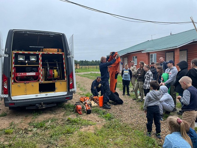 Военные инструкторы открыли под Кинешмой патриотический лагерь для молодёжи фото 5