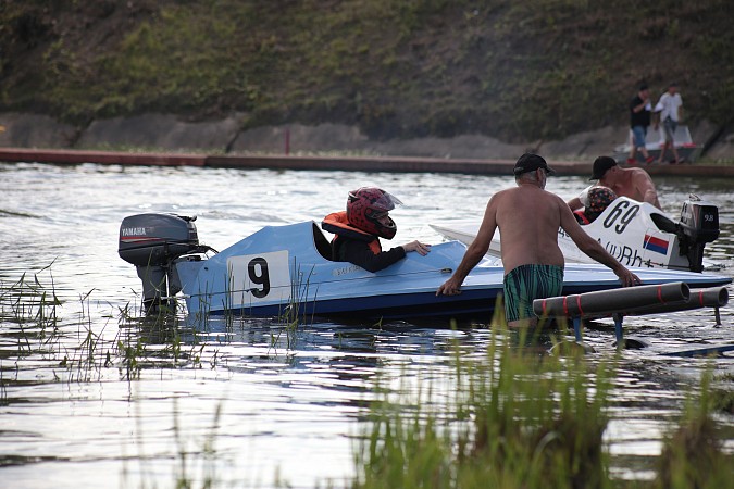 В Первенстве России по водно-моторному спорту в Кинешме принимают участие спортсмены из 13 регионов фото 8