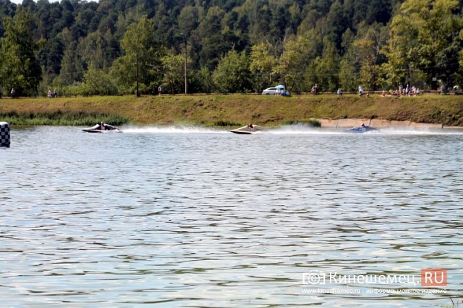 Команда Ростовской области выиграла Чемпионат России по водно-моторному спорту в Кинешме фото 75