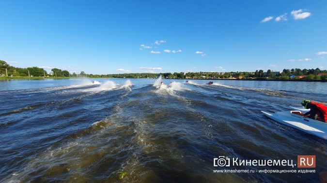 Команда Ростовской области выиграла Чемпионат России по водно-моторному спорту в Кинешме фото 40