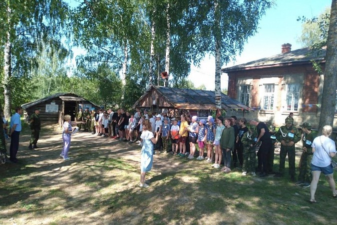 В Кинешемском районе на «Рубеже маршала А.М.Василевского» играли в «Зарницу» фото 8