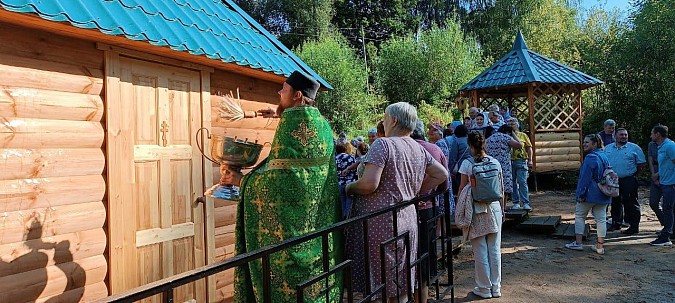 В Наволоках завершилось благоустройство ключика в честь Преподобного Тихона Луховского фото 3