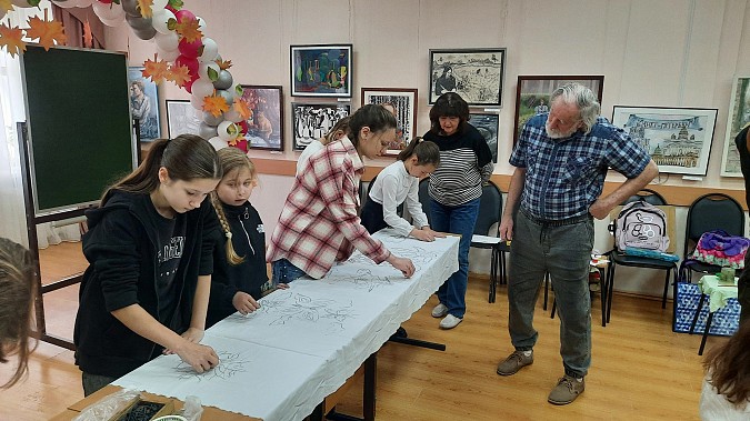Известный художник и скульптор провел мастер-класс для учащихся кинешемской худшколы фото 3