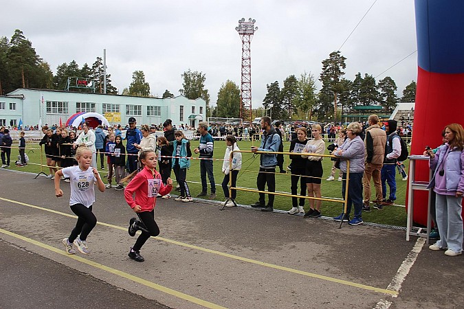 В Кинешме более 1000 участников вышли на старт «Кросса нации» фото 13
