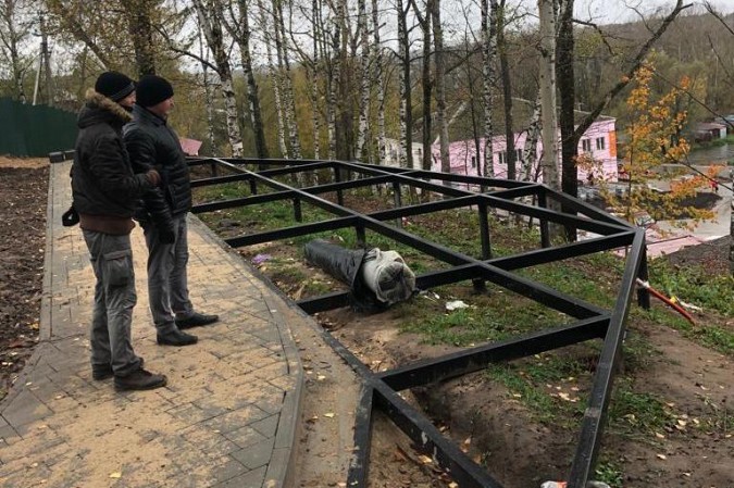 В Наволоках продолжается благоустройство Базарной площади фото 3