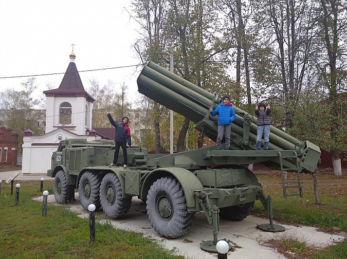 Воспитанники студии «Клим Ворошилов» посетили 112-ю гвардейскую ракетную бригаду фото 4