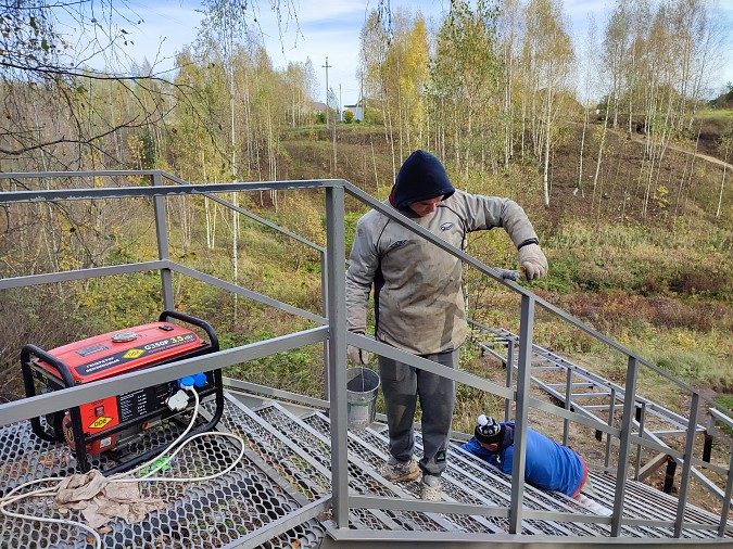 Продолжается строительство пешеходного перехода через Вандышевский овраг фото 4