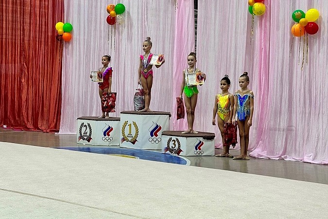 Кинешемские гимнастки успешно выступили на региональных соревнованиях фото 5
