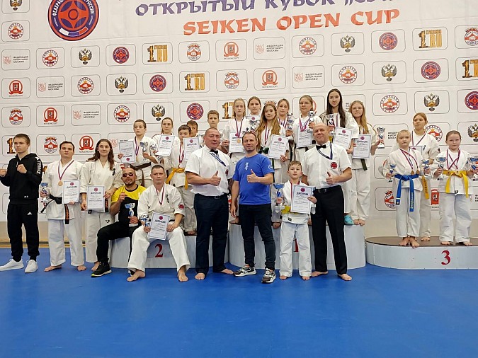 Кинешемцы - победители Первенства ЦФО по киокушин фото 2