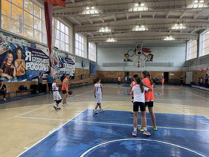 В Кинешме состоялся турнир по баскетболу среди дворовых команд фото 3