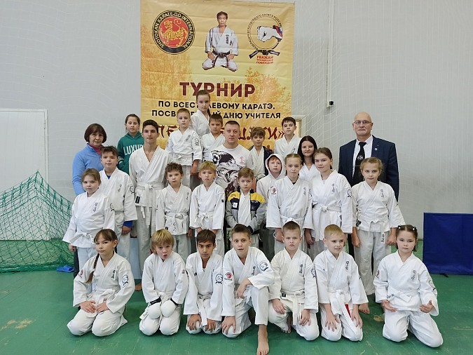 Каратисты клуба «Каскад» приняли участие в открытом Кубке Ивановской области фото 5