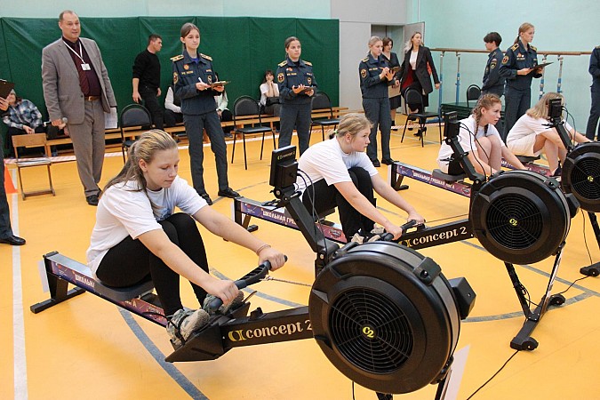 В школе №18 впервые прошли соревнования по «гребле-индор» фото 6