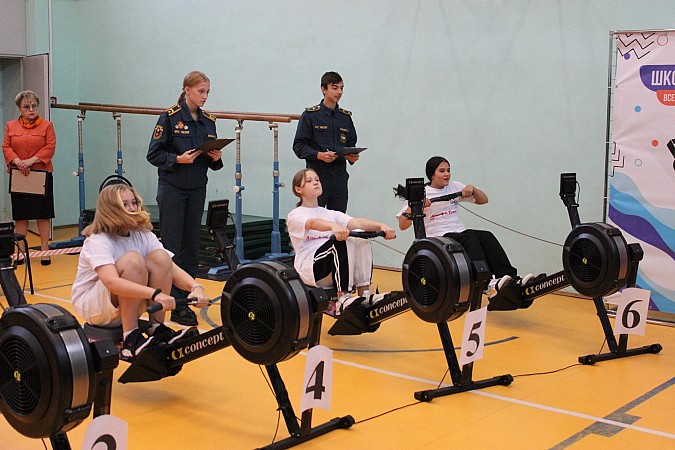 В школе №18 впервые прошли соревнования по «гребле-индор» фото 8