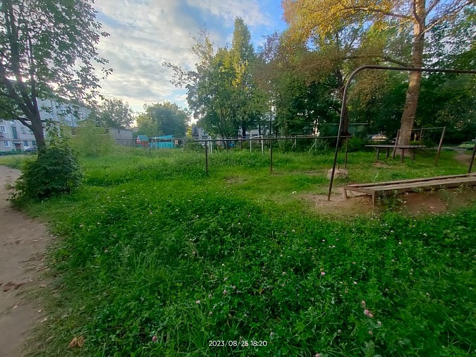 На «Автоагрегате» планируют установить еще одну детскую площадку фото 2