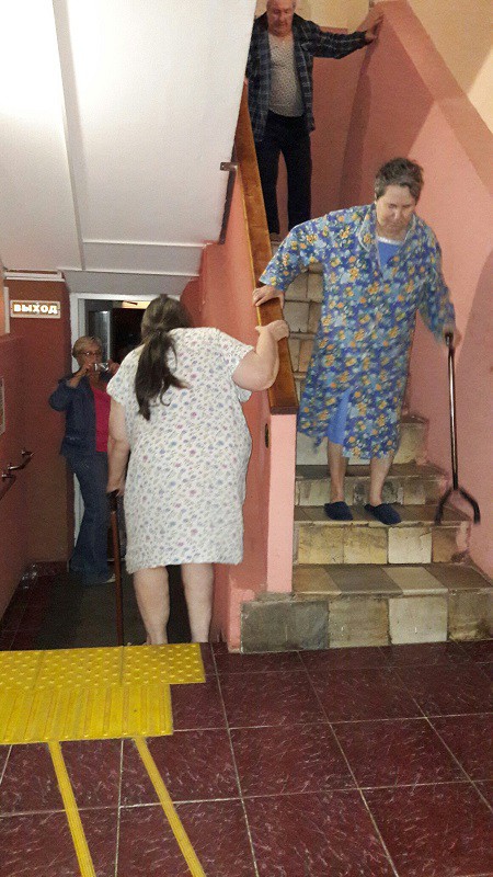 Из Наволокского центра соцобслуживания ночью эвакуировали 22 человека фото 3