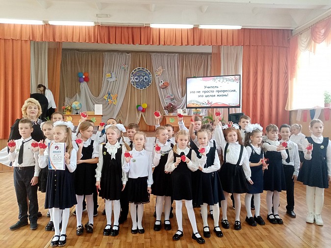В школе №18 проходит традиционная «Битва хоров» фото 3