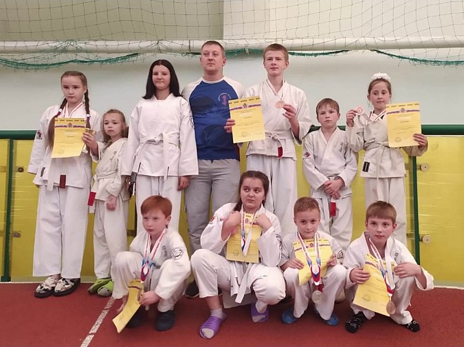 Кинешемцы завоевали медали открытого первенства области по всестилевому каратэ фото 4