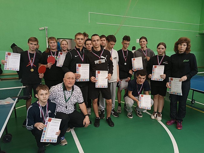 Школа №16 победила в турнире по настольному теннису фото 2