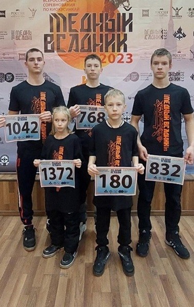 Даниил Павликов победил на Всероссийском турнире по киокусинкай «Медный всадник» фото 3