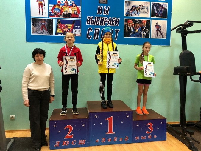 В спортшколе «Звёздный» наградили победителей и призёров Кубка Кинешмы по летнему биатлону фото 8