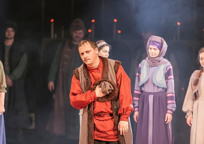 Кинешемский театр представил грандиозную премьеру по исторической пьесе А.Н.Островского фото 6