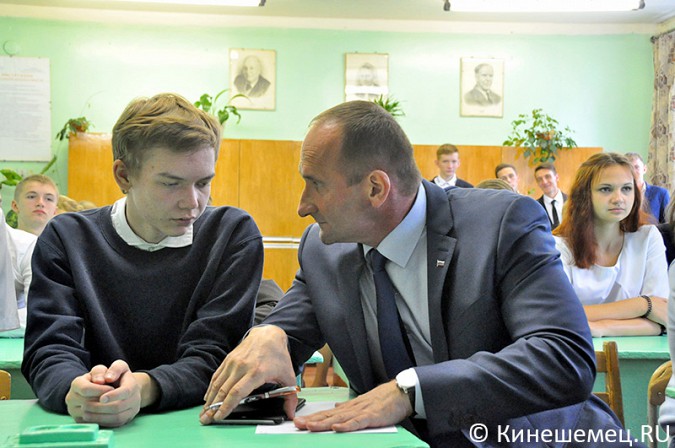 Депутаты кинешемской городской Думы стали учителями фото 3