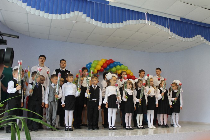 В школах Кинешемского района прошли линейки, посвящённые Дню знаний фото 12