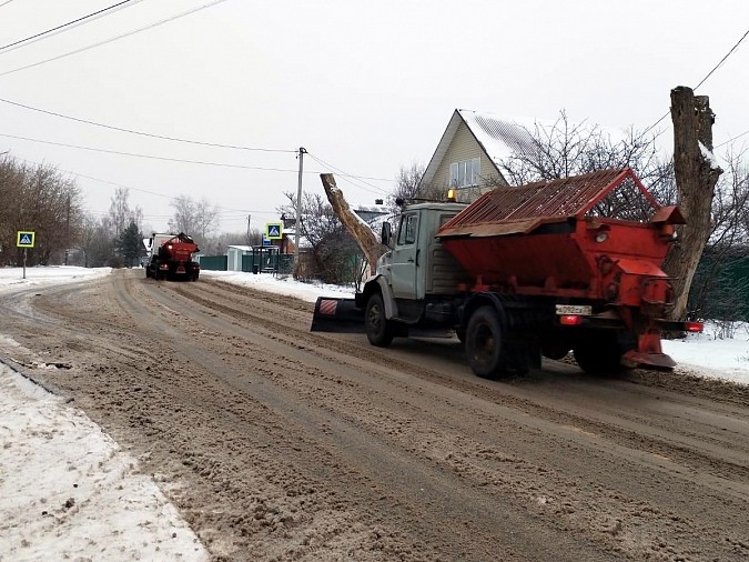 УГХ Кинешмы из-за обледенения дорог и тротуаров работает в усиленном режиме фото 4