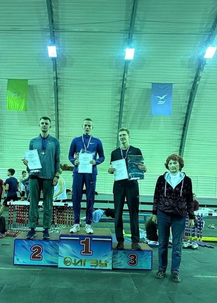 Кинешемские прыгуны в высоту завоевали 7 медалей на Кубке города Иванова фото 2
