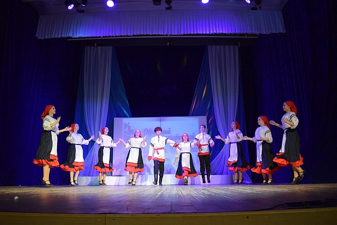 «Сударушка» представила праздничный концерт в честь Дня матери фото 10