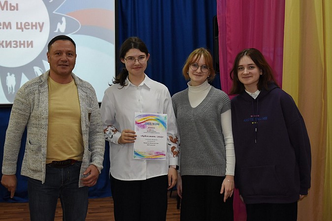 В Кинешме назвали лауреатов конкурса детского и молодежного творчества «Будем жить!» фото 33