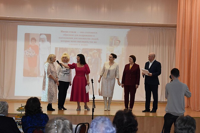 В Кинешме чествовали ветеранов педагогического труда фото 2