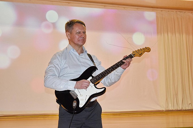 В Кинешме чествовали ветеранов педагогического труда фото 9