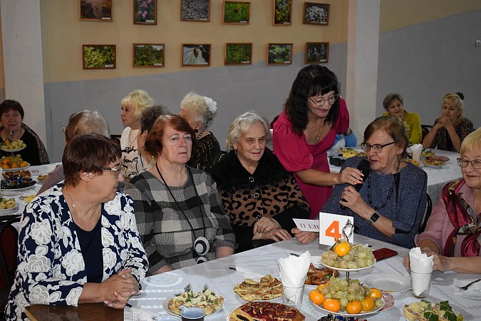 В Кинешме чествовали ветеранов педагогического труда фото 7