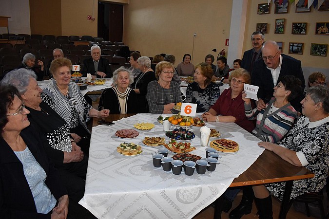 В Кинешме чествовали ветеранов педагогического труда фото 3