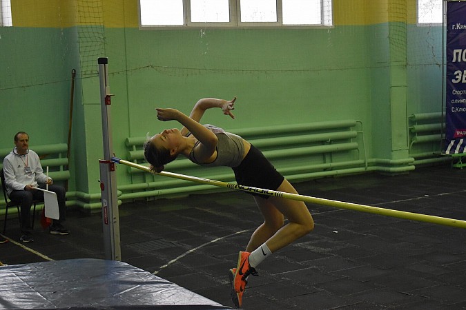 В Кинешме состоялись межрегиональные соревнования по прыжкам в высоту «Покорение Эвереста» фото 3