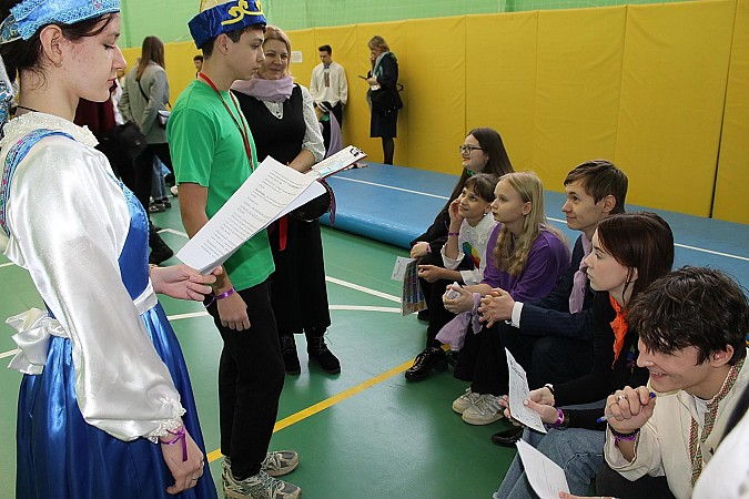 В Кинешме состоялся VII городской форум волонтеров-школьников «Вектор добра» фото 9