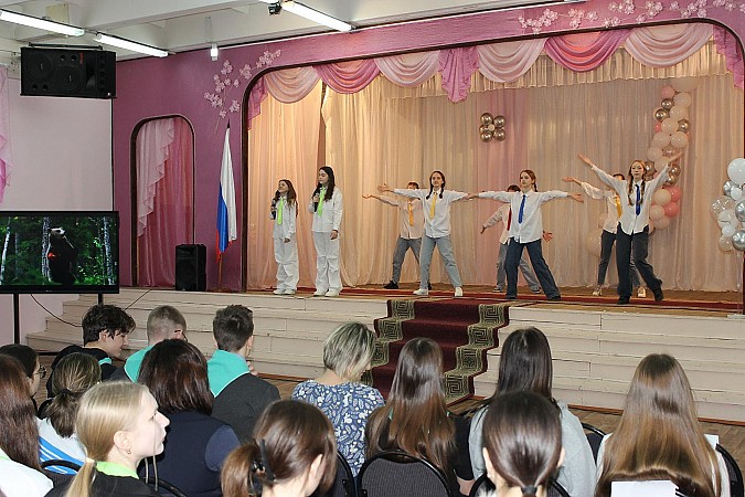 В Кинешме состоялся VII городской форум волонтеров-школьников «Вектор добра» фото 13