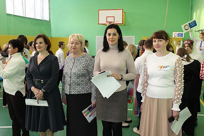 В Кинешме состоялся VII городской форум волонтеров-школьников «Вектор добра» фото 5