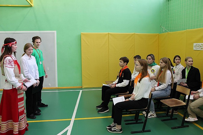 В Кинешме состоялся VII городской форум волонтеров-школьников «Вектор добра» фото 8