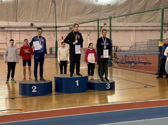 Легкоатлеты Кинешмы завоевали медали на зимнем первенстве Ярославля фото 4