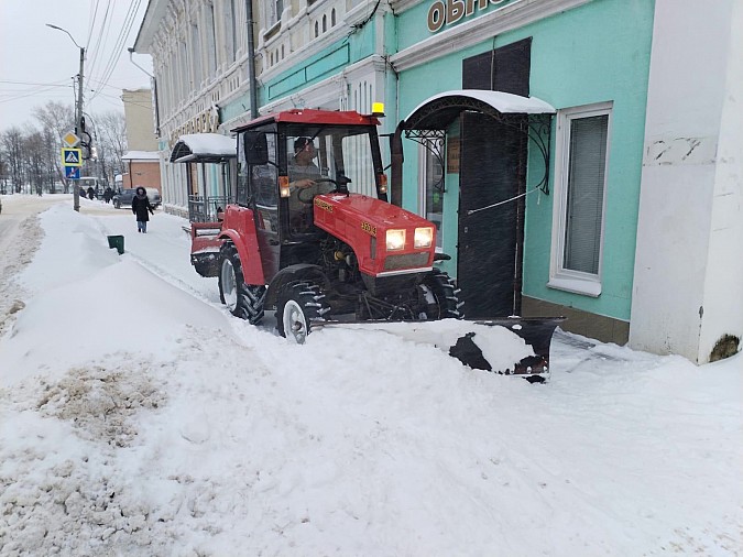 Для расчистки Кинешмы от снега мобилизована вся техника УГХ фото 4